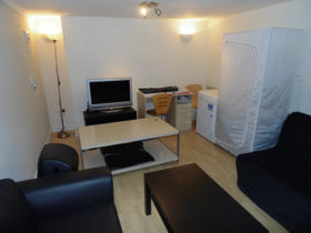 2 Bedroom Flat